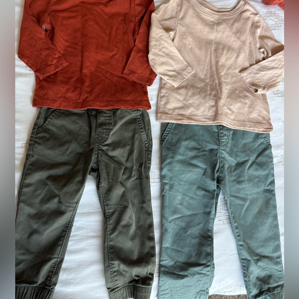 Cat & Jack sets (4 pieces) -18 months